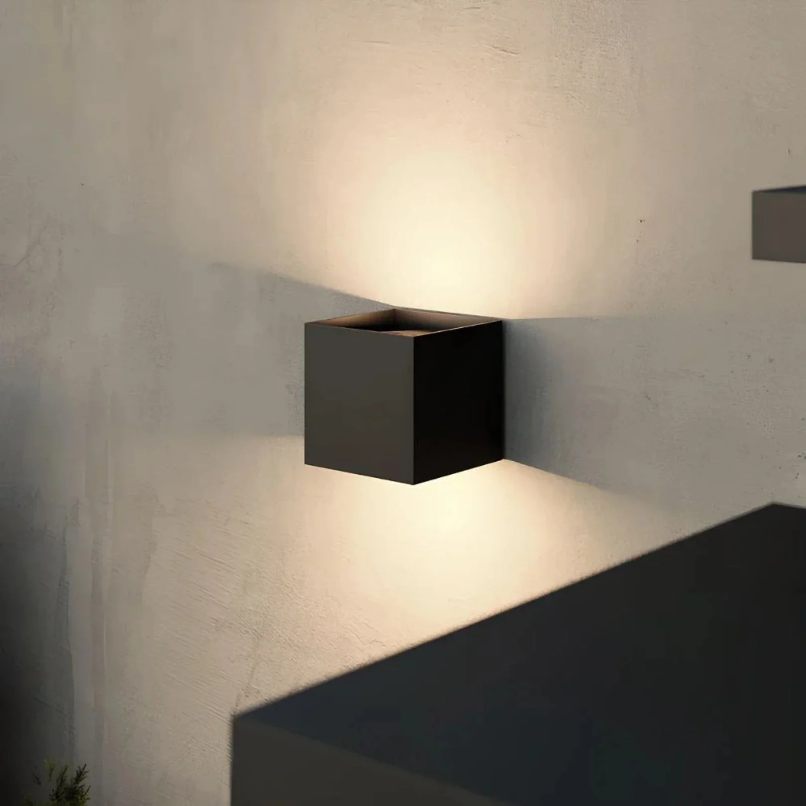 Adjustable Beam Cube Wall Light - Image 2
