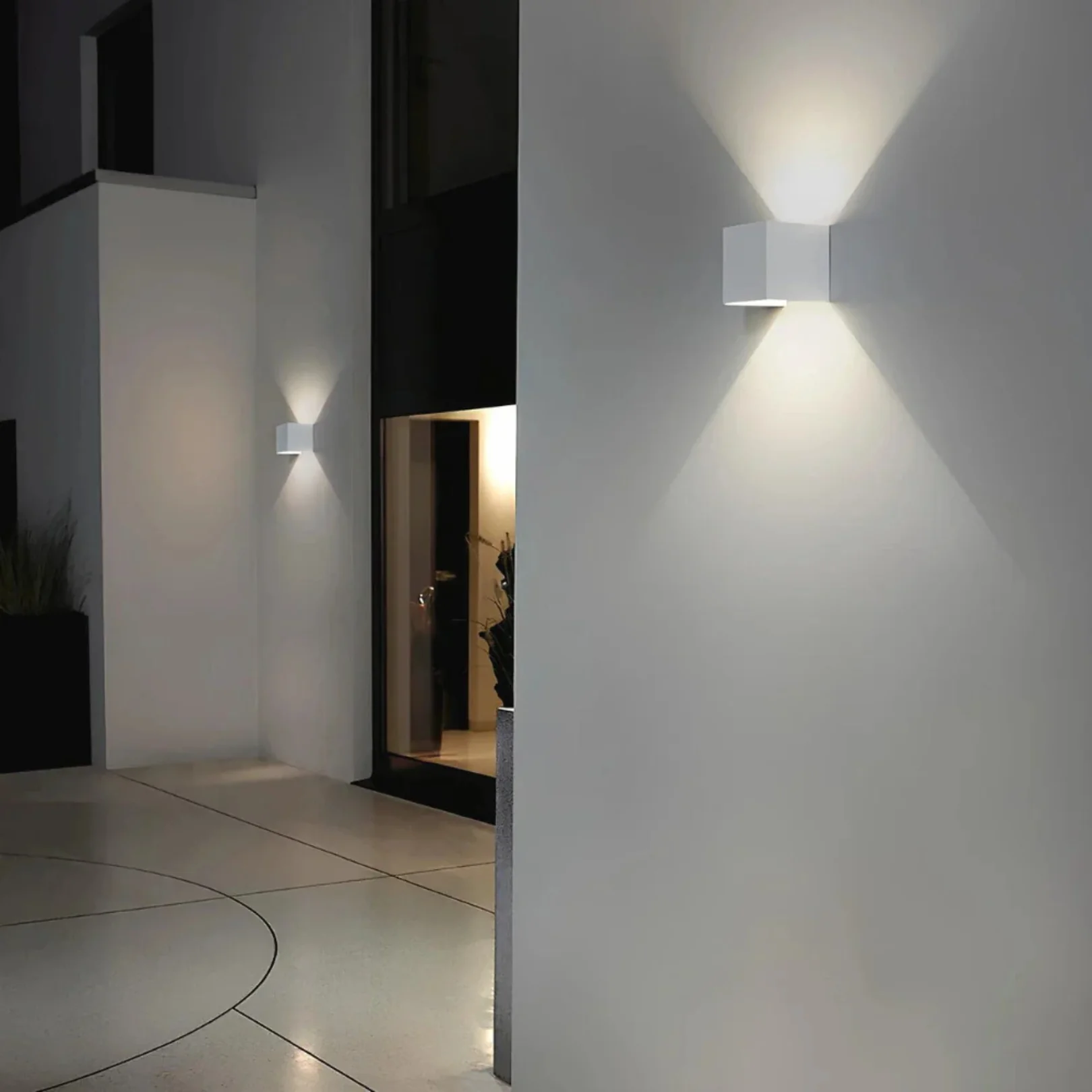 Adjustable Beam Cube Wall Light - Image 5