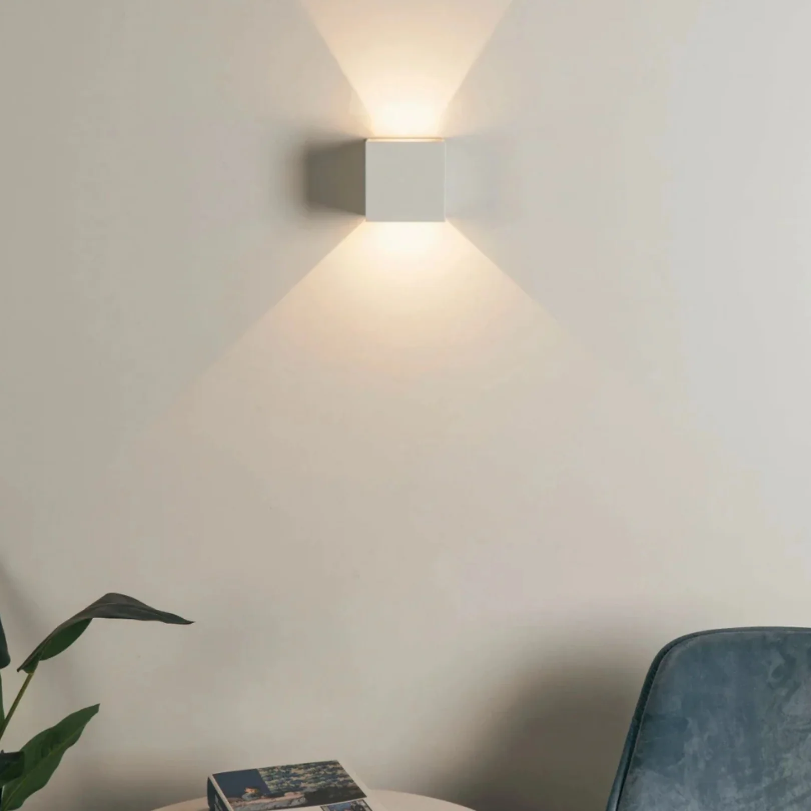 Adjustable Beam Cube Wall Light - Image 9