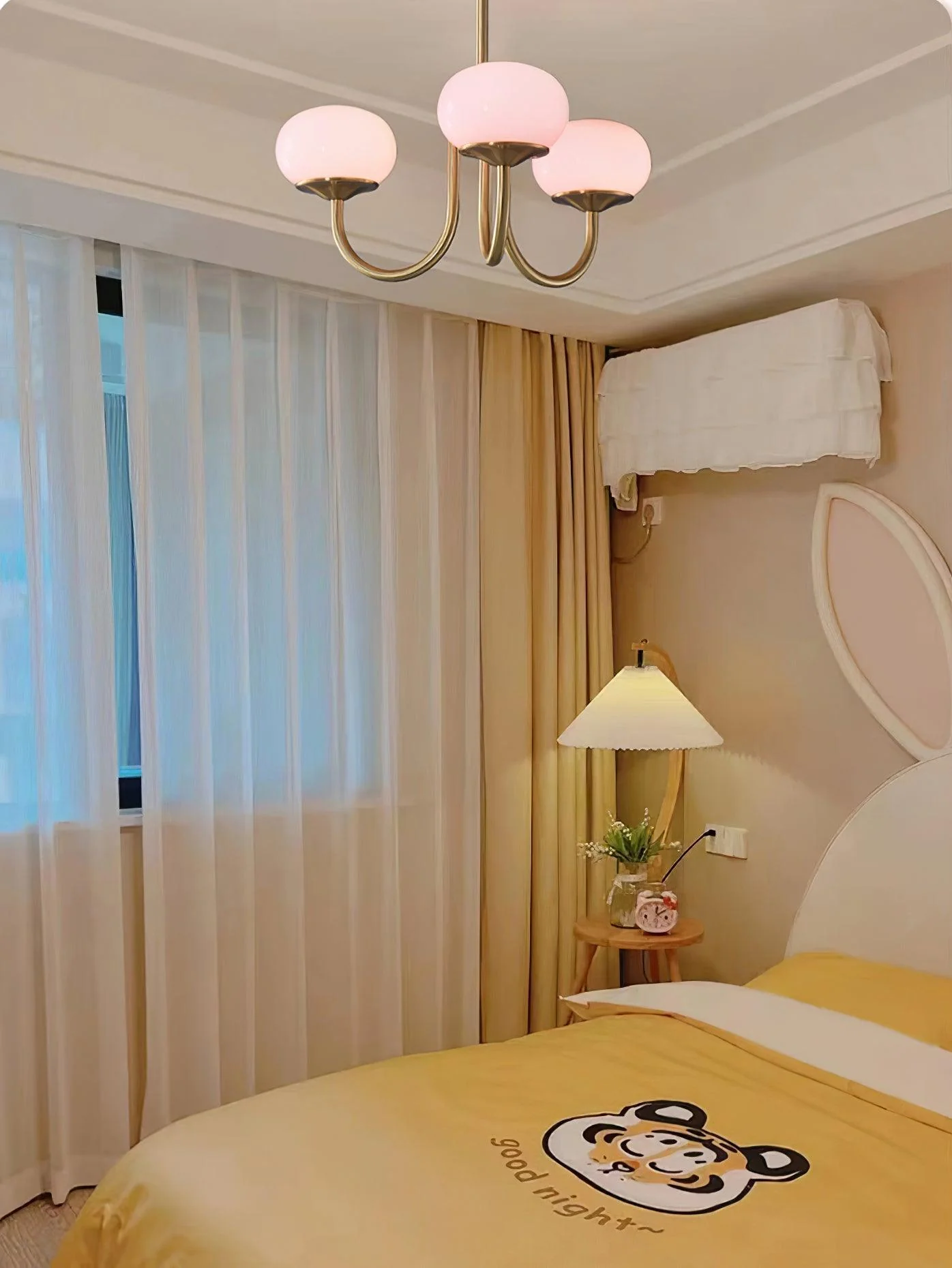 Bonbon Chandelier - Image 35