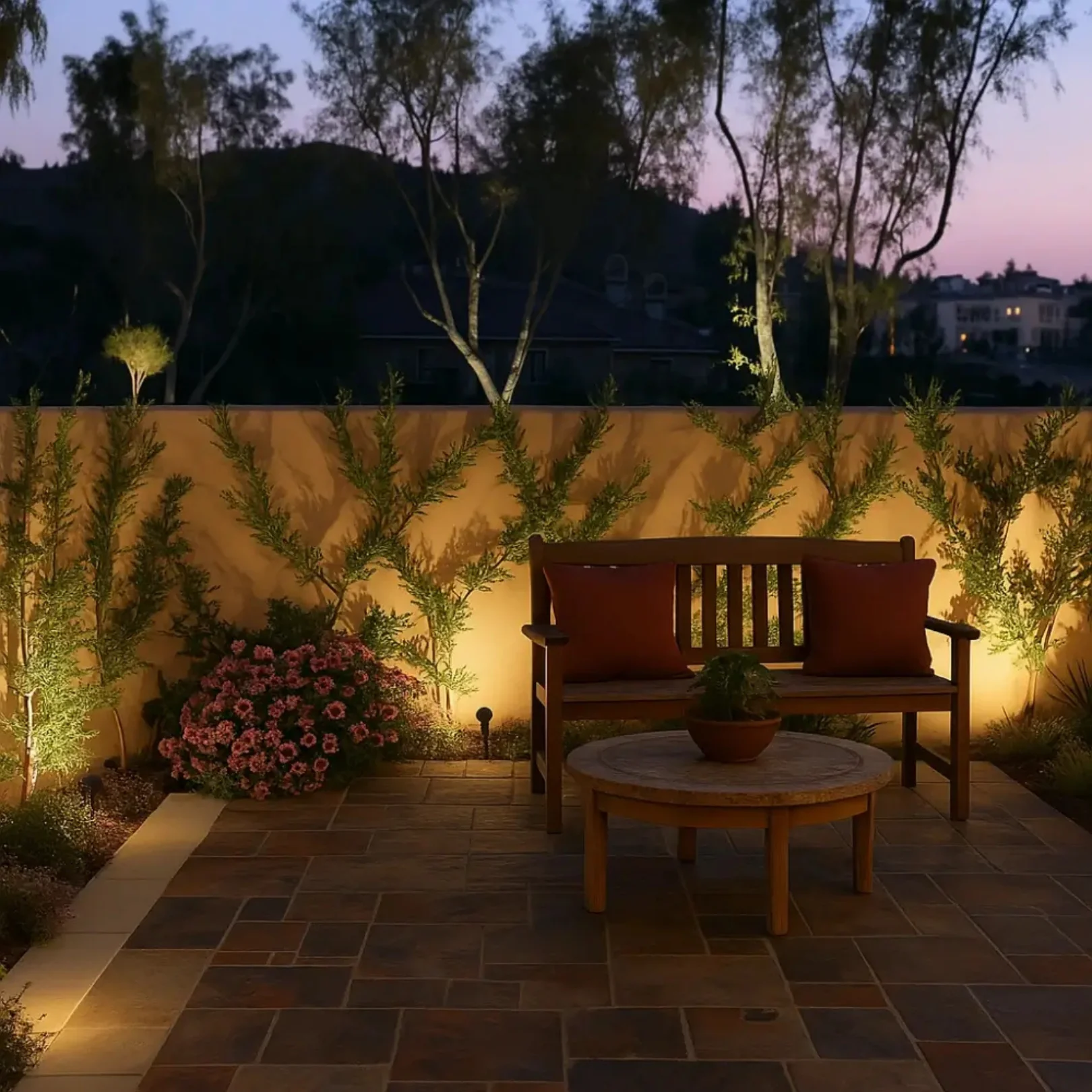 Modern Garden Spotlight - Solar Powered - Image 5