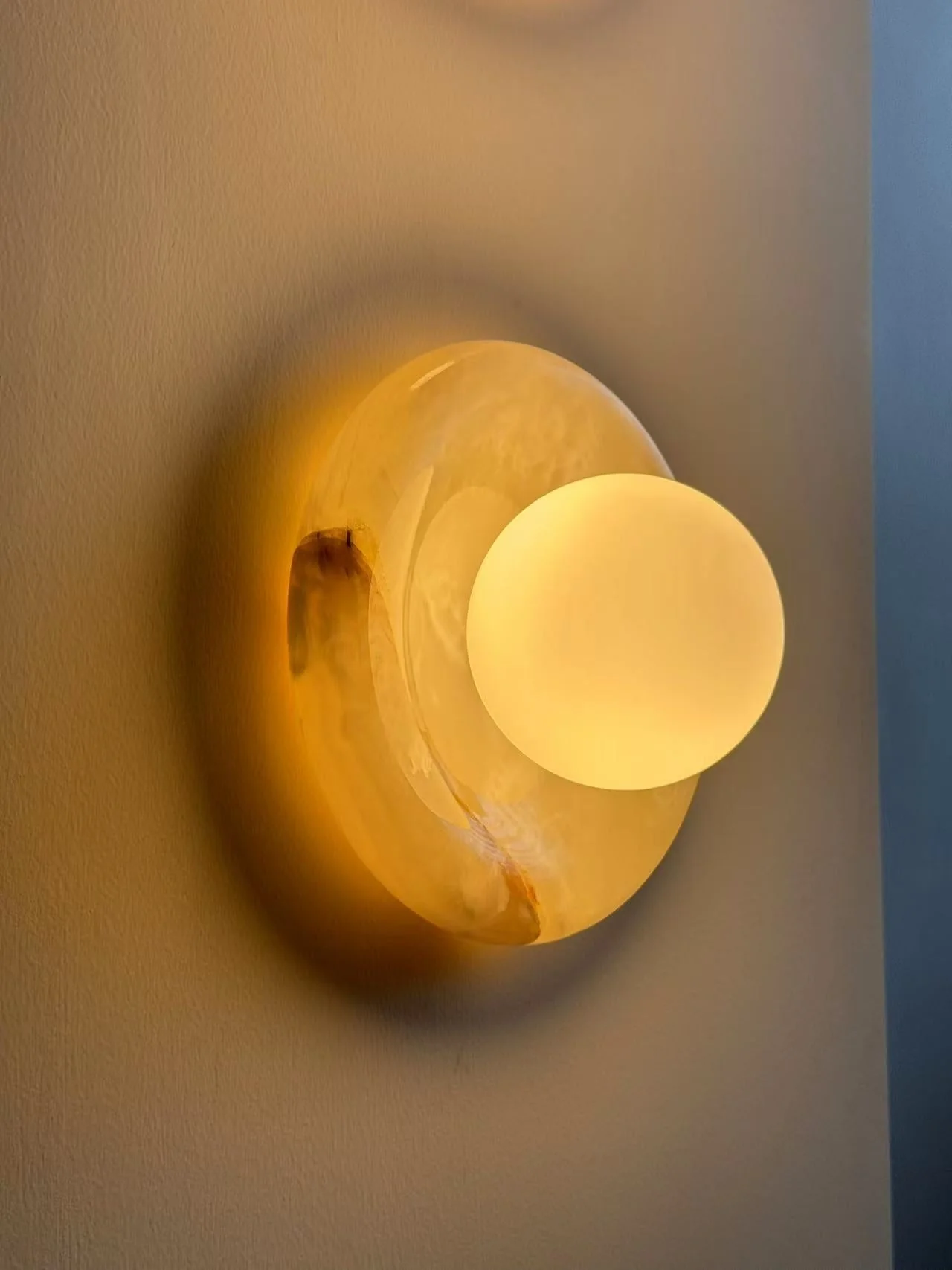 Palma White Jade Sconce - Image 3