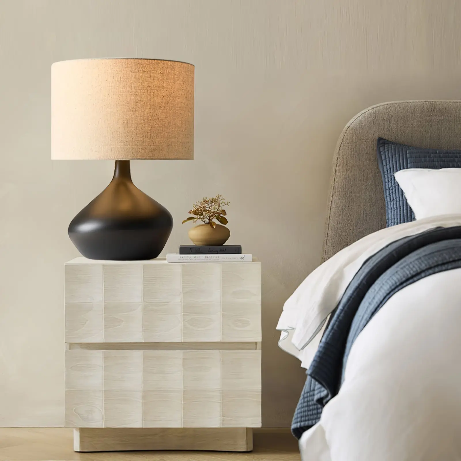 Poise Ceramic Table Lamp - Image 3