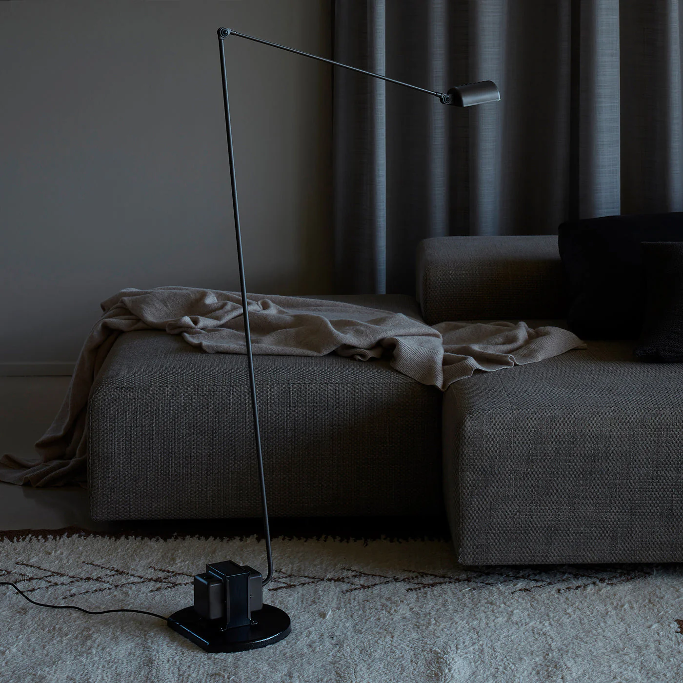 Scribe Floor Lamp - Image 15