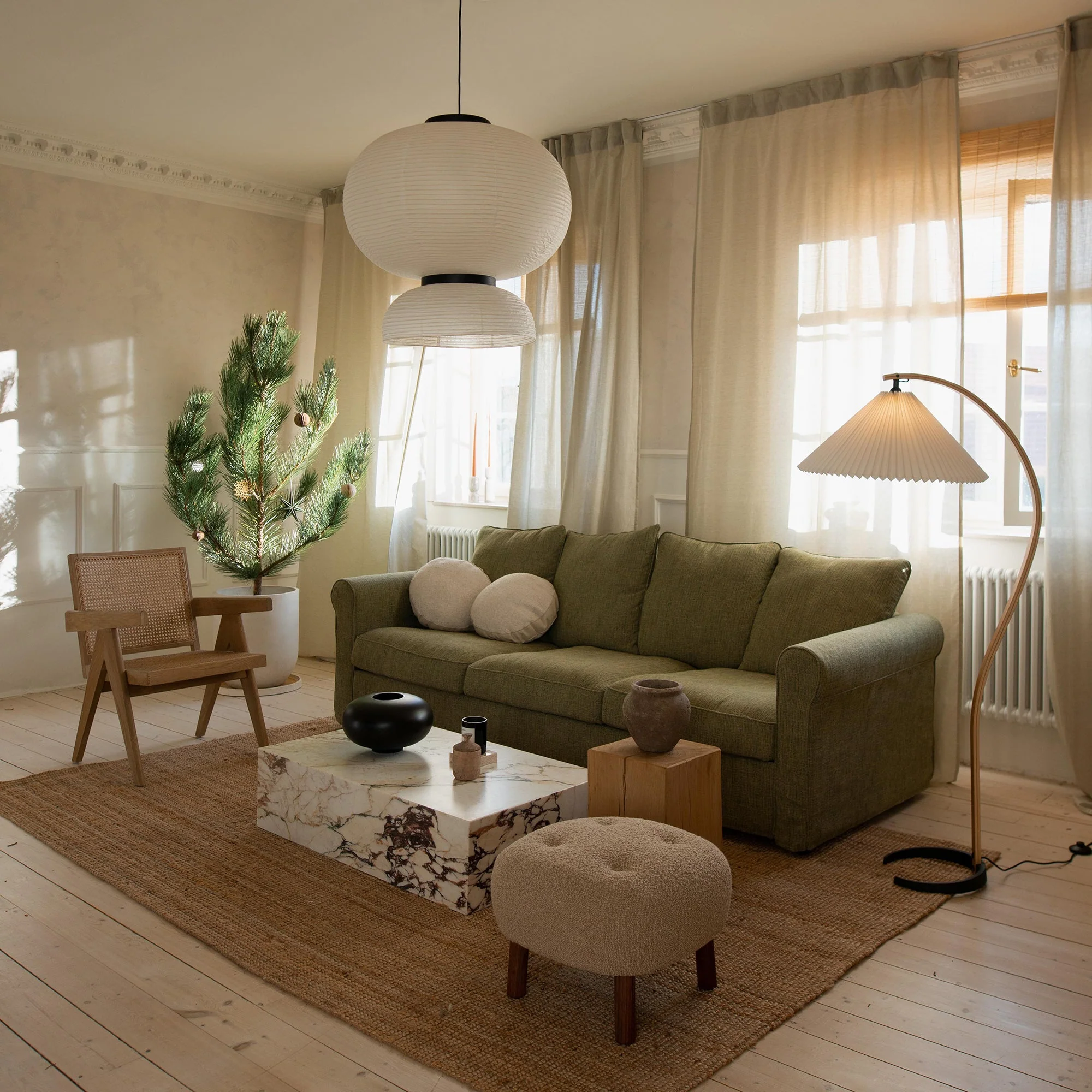 Shepherd Floor Lamp - Image 15