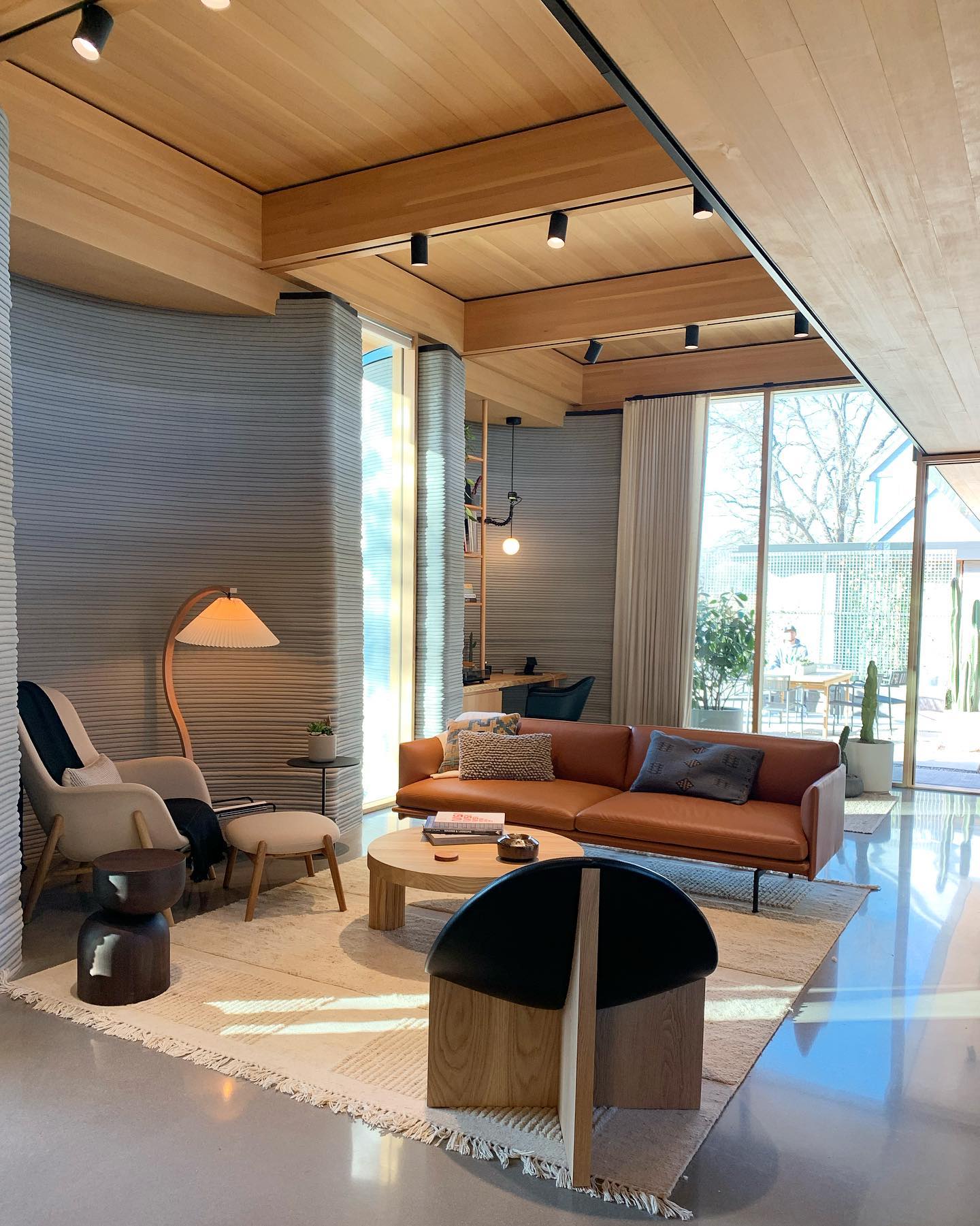 Shepherd Floor Lamp - Image 21