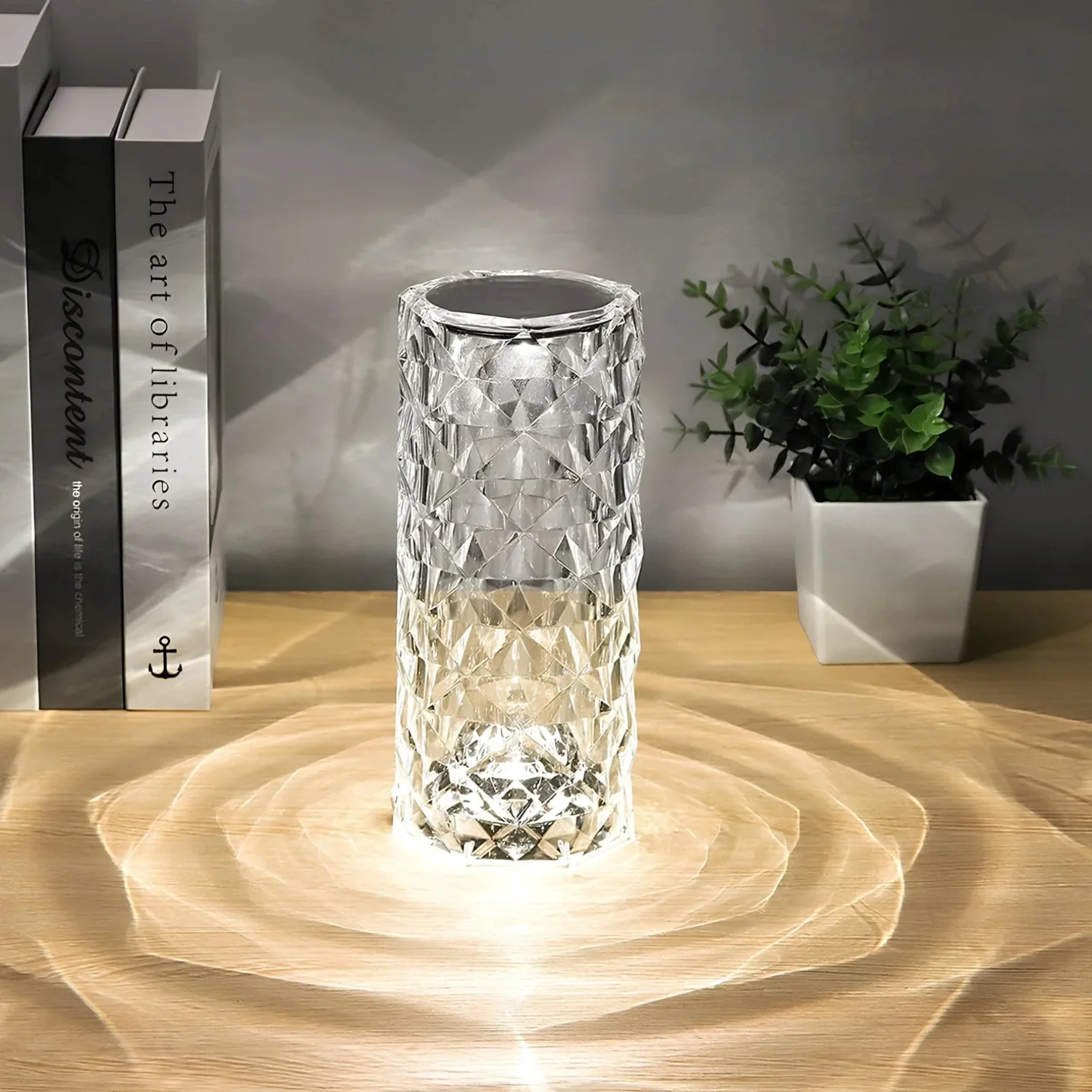 Sparkling Crystal Pattern Touch Lamp - Image 9