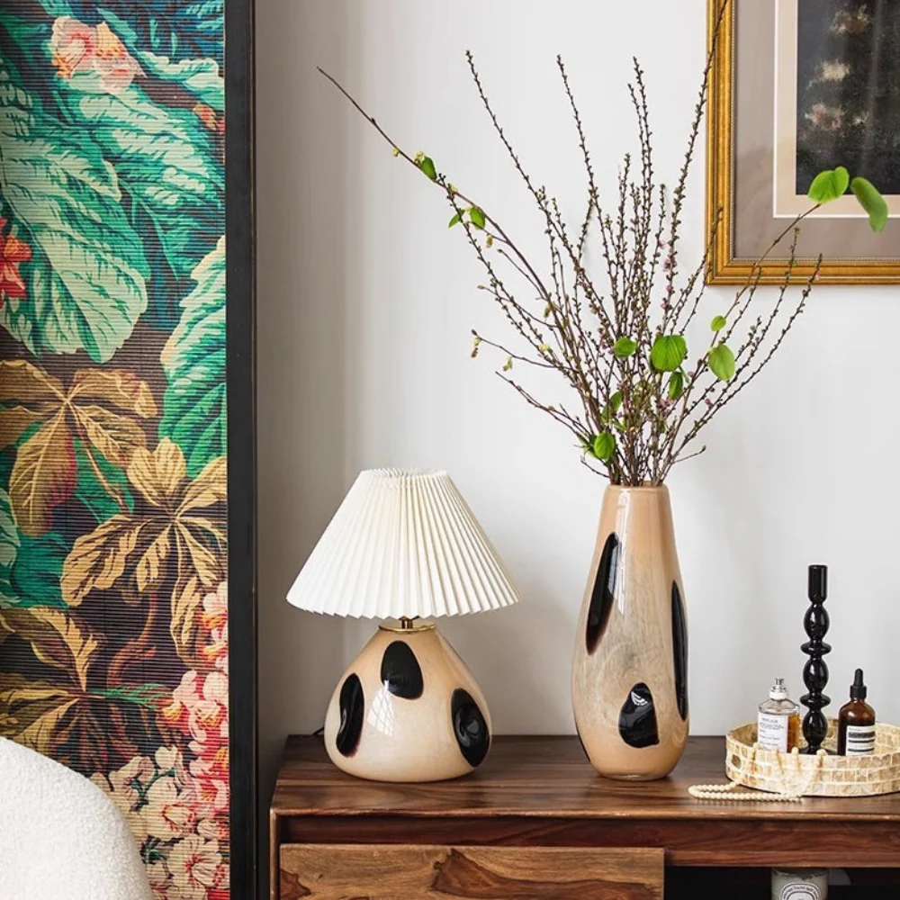 Table Lamp with Pleated Fabric Shade - Mid Century Modern Ceramic - Image 8