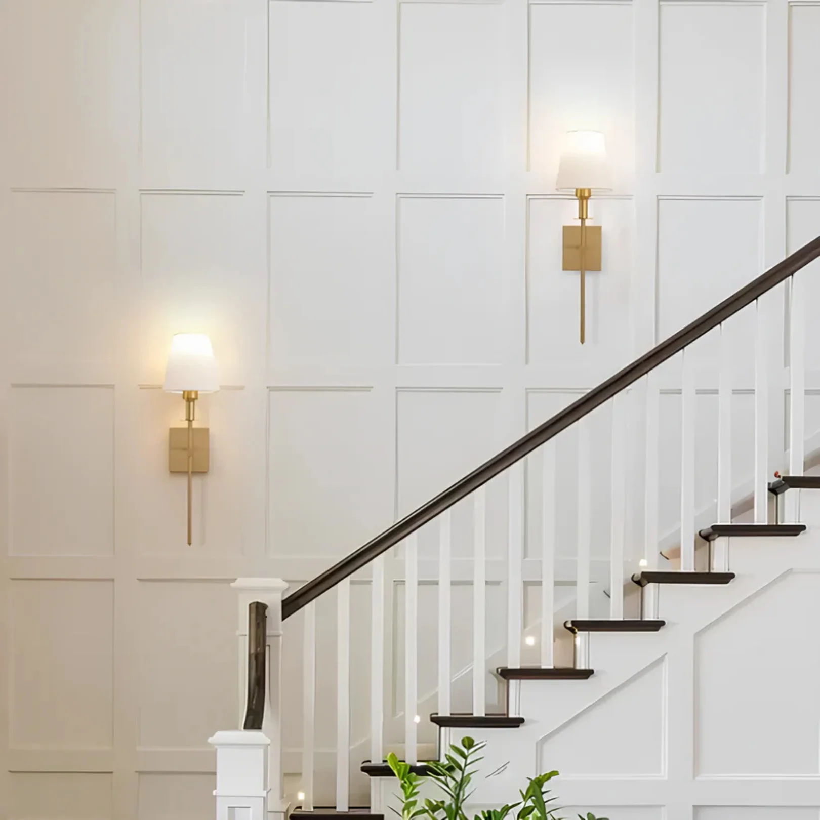 Wireless Wall Light - Modern Elegant Sconce - Remote Controlled - Image 9